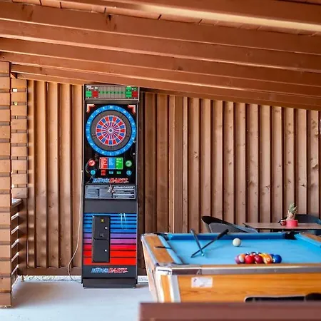 Cozy And Chic Little House With Pool Ivinj - 5 Casa de Férias Tisno