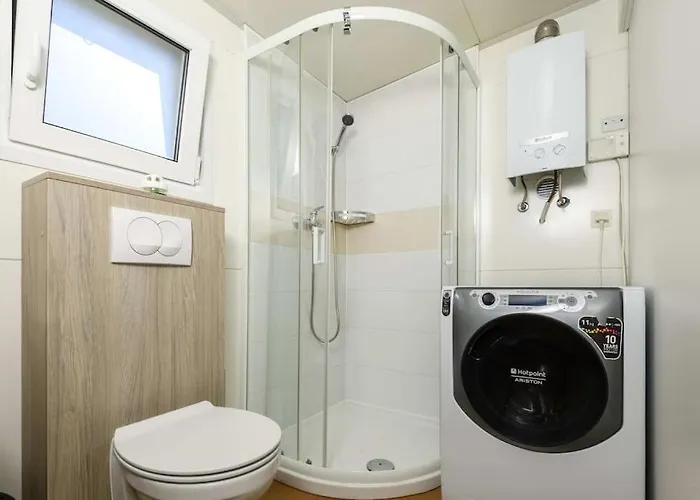 Cozy And Chic Little House With Pool Ivinj - 5 Holiday home