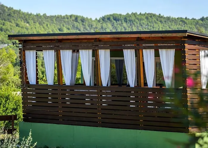 Cozy And Chic Little House With Pool Ivinj - 5 *