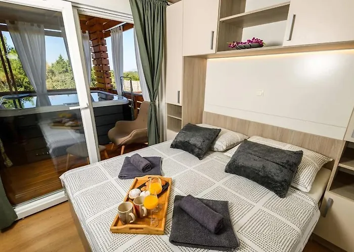 Cozy And Chic Little House With Pool Ivinj - 5 Holiday home Tisno