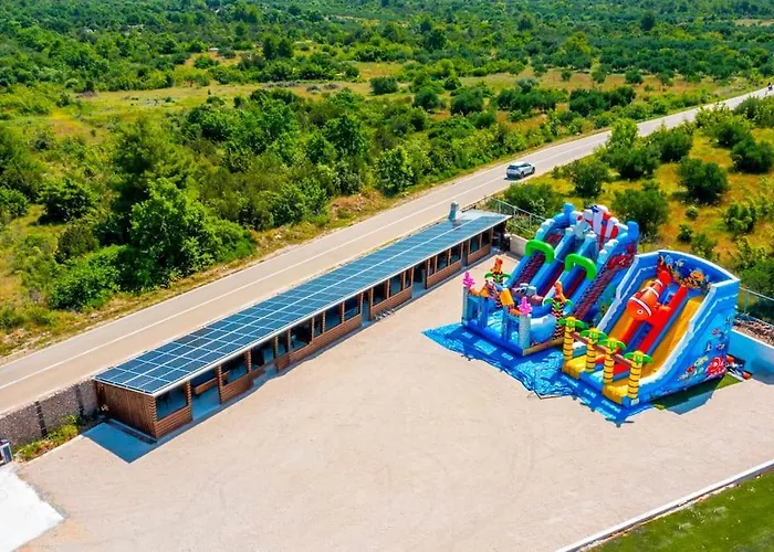 Holiday home Cozy And Chic Little House With Pool Ivinj - 5 *