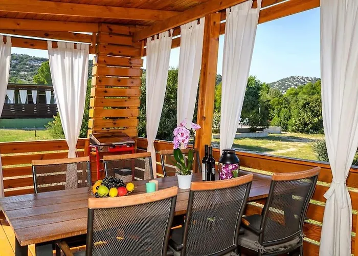 Holiday home Cozy And Chic Little House With Pool Ivinj - 5 *